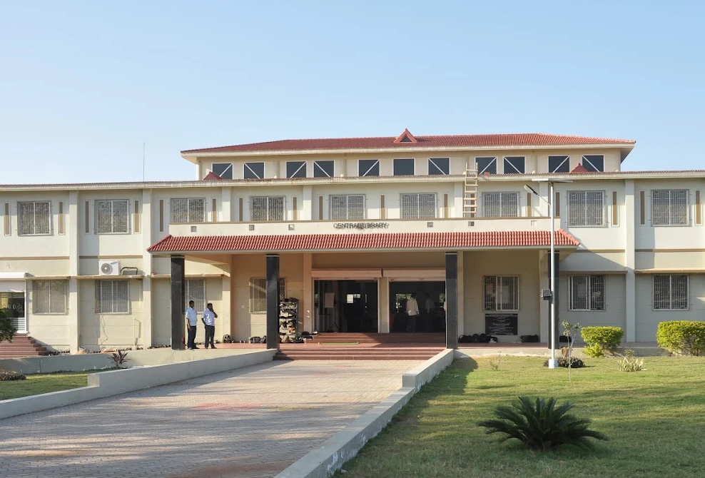 Erode Sengunthar Engineering College